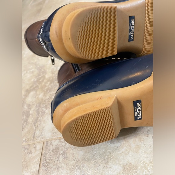 Sperry Top Sider SaltWater Duck Boot Big Kids size 4 GUC - Picture 6 of 11